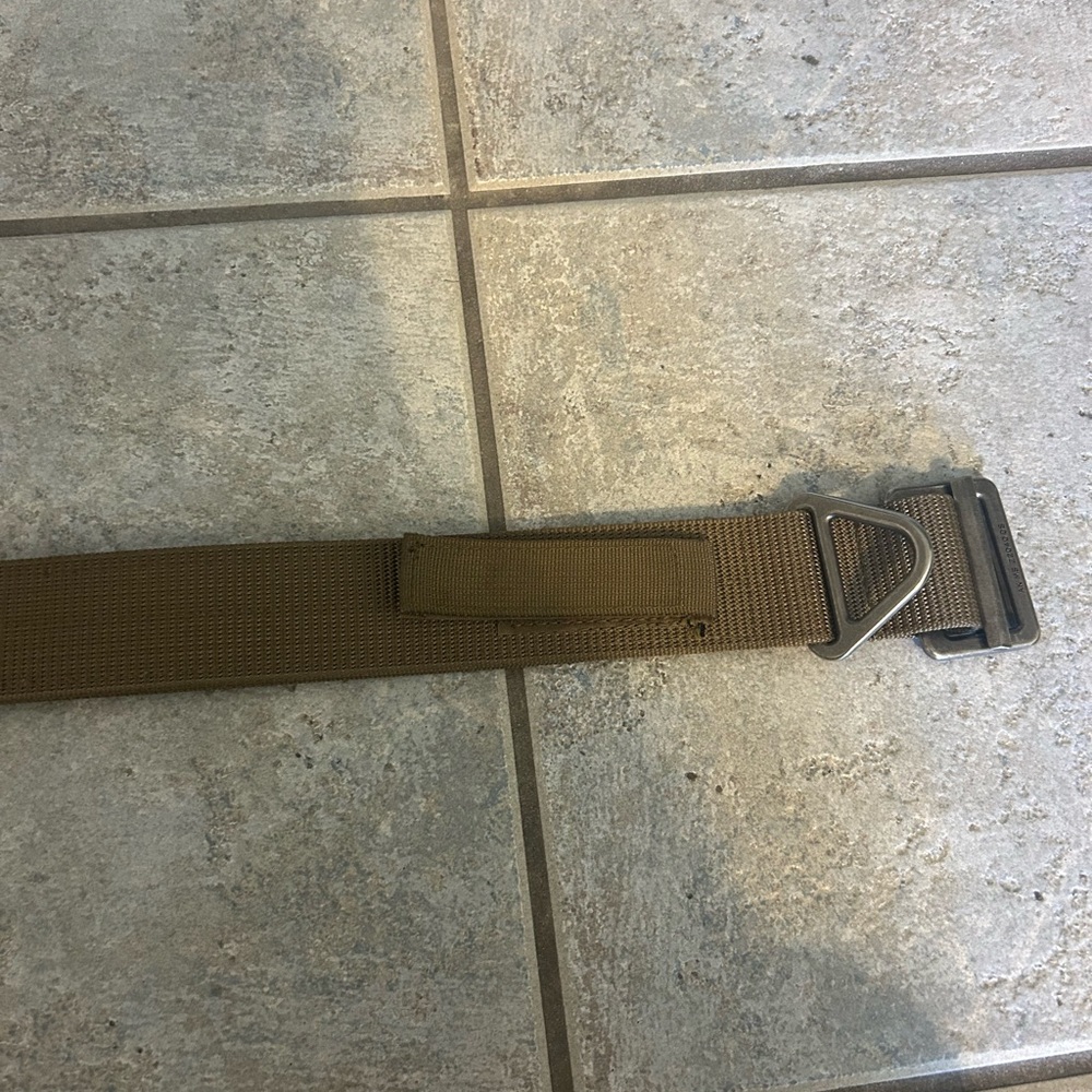 Men’s Wolf tactical tan belt size small. Fits size 28”-33”. - Picture 11 of 11